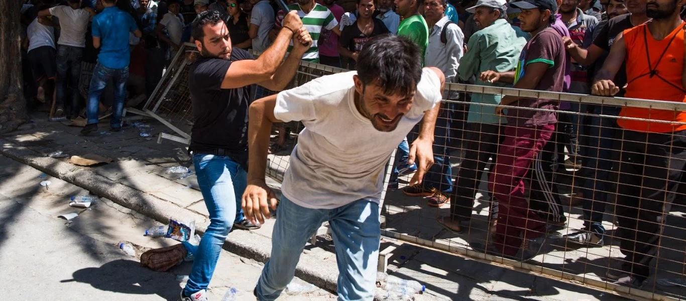 Σύγκρουση Παλαιστίνιων-Σύρων στη δομή αλλοδαπών Σκαραμαγκά: Ένας σοβαρά τραυματίας